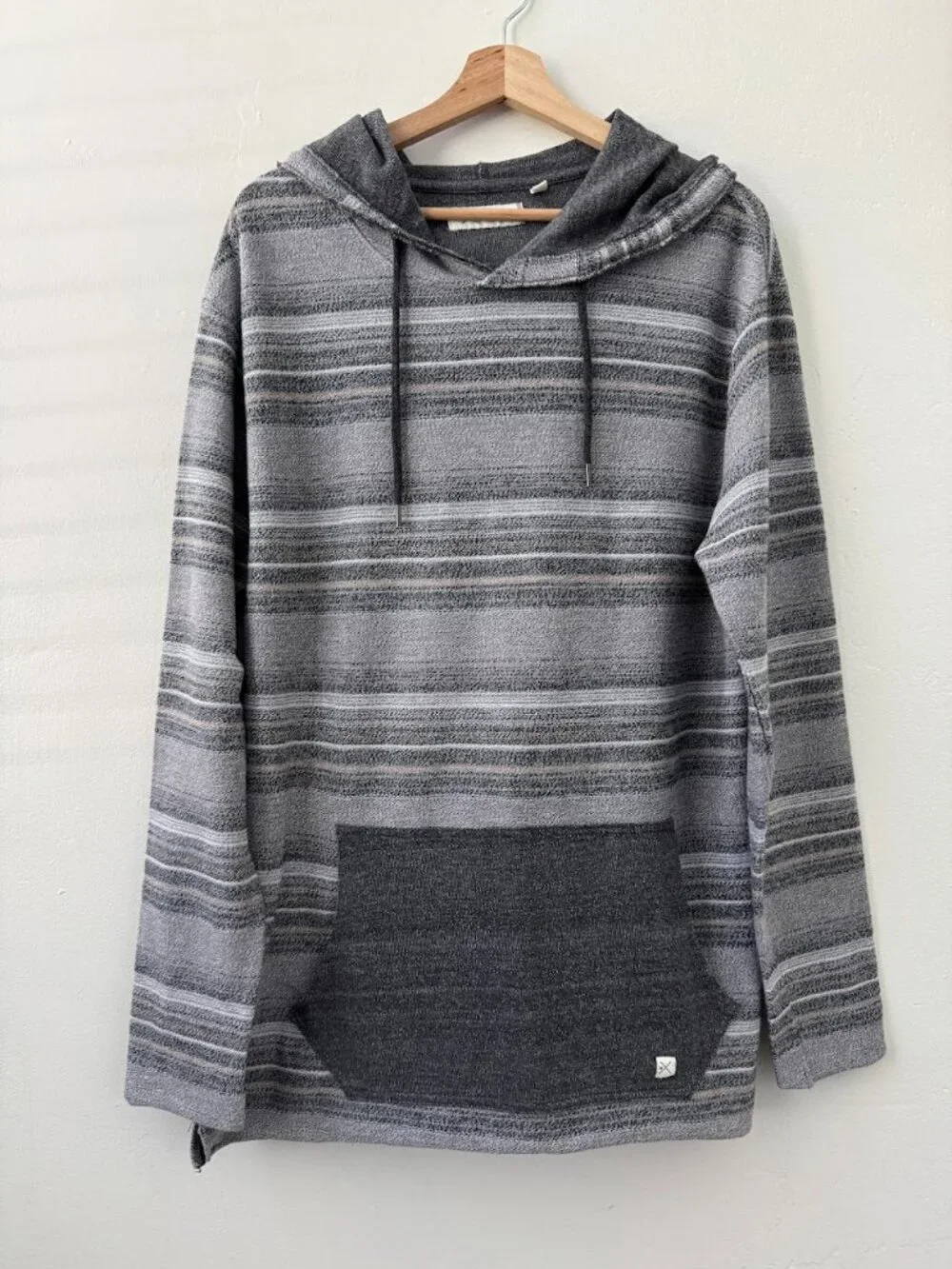 Departwest Buckle Striped Pullover Hoodie Mens Large Gray Baja Sweater - Picture 2 of 8